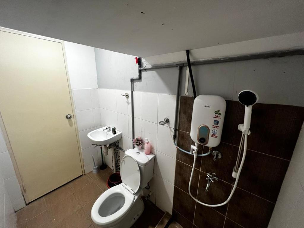 3br Near Kkia Cyber Apartment *